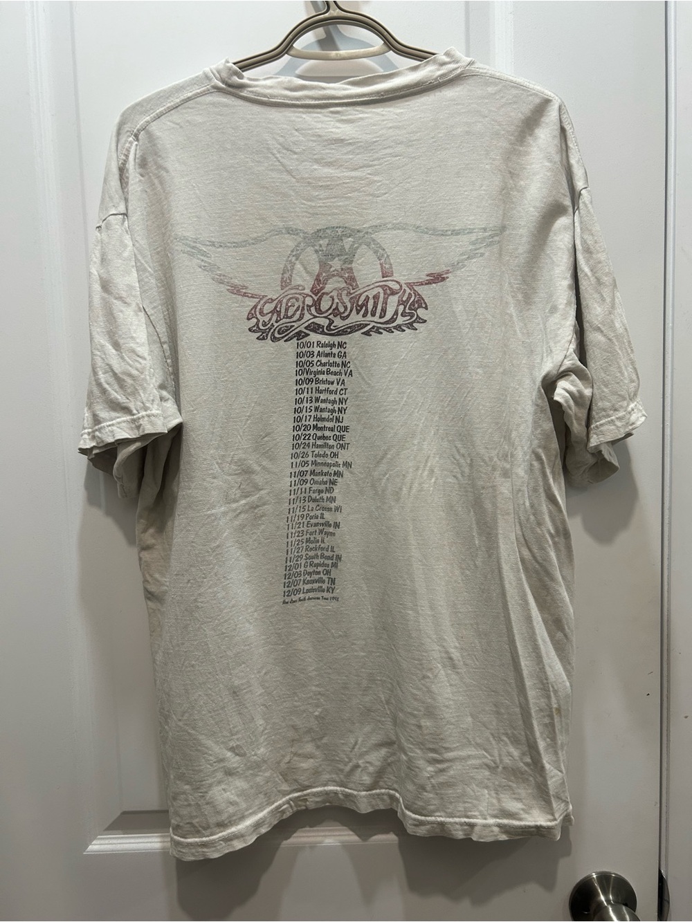 Vintage 1998 Aerosmith "Nine Lives" Tour t-shirt - Picture 4 of 6